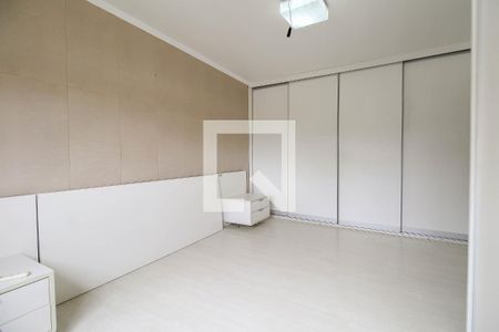 Casa para alugar com 147m², 3 quartos e 3 vagas Casa para alugar com 147m², 3 quartos e 3 vagasSuíte