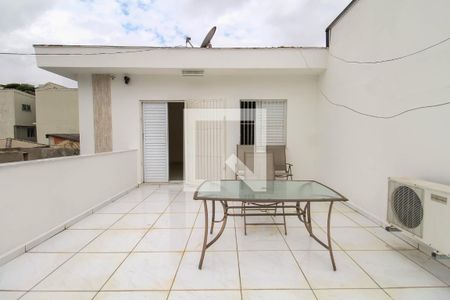 Casa para alugar com 147m², 3 quartos e 3 vagas Casa para alugar com 147m², 3 quartos e 3 vagasVaranda do Quarto 3