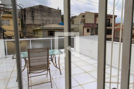 Casa para alugar com 147m², 3 quartos e 3 vagas Casa para alugar com 147m², 3 quartos e 3 vagasVista do Quarto 2