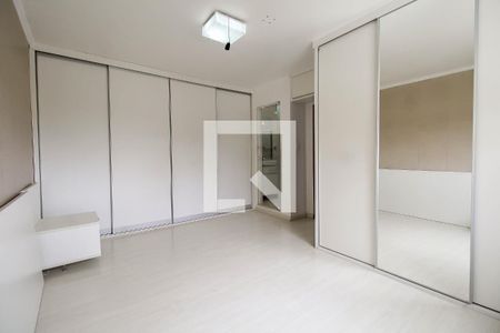 Casa para alugar com 147m², 3 quartos e 3 vagas Casa para alugar com 147m², 3 quartos e 3 vagasSuíte