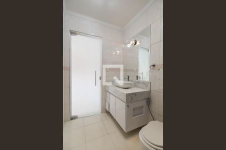 Casa para alugar com 147m², 3 quartos e 3 vagas Casa para alugar com 147m², 3 quartos e 3 vagasBanheiro da Suíte