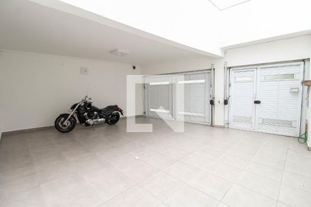 Casa para alugar com 147m², 3 quartos e 3 vagas Casa para alugar com 147m², 3 quartos e 3 vagasGaragem