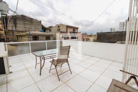 Casa para alugar com 147m², 3 quartos e 3 vagas Casa para alugar com 147m², 3 quartos e 3 vagasVaranda do Quarto 3