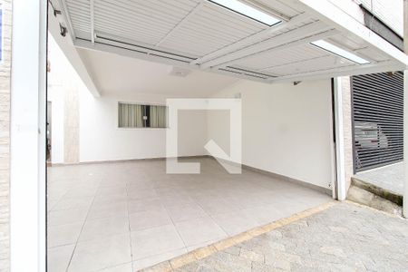 Casa para alugar com 147m², 3 quartos e 3 vagas Casa para alugar com 147m², 3 quartos e 3 vagasGaragem