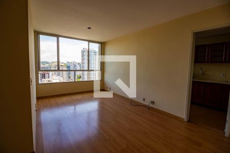 Sala de apartamento para alugar com 2 quartos, 80m² em Icaraí, Niterói