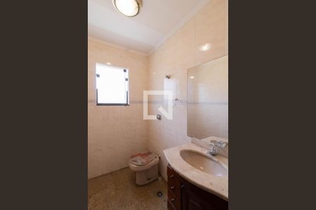 Lavabo de casa para alugar com 4 quartos, 430m² em Jardim Maria Helena, Guarulhos