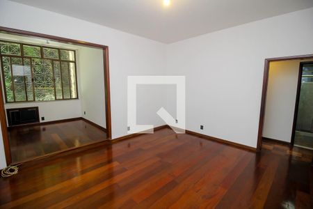 Sala de Estar de apartamento à venda com 3 quartos, 138m² em Laranjeiras, Rio de Janeiro