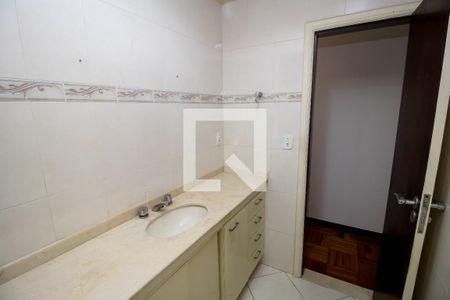 Apartamento à venda com 138m², 3 quartos e 2 vagasBanheiro Social 1