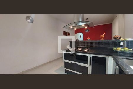 Casa à venda com 190m², 3 quartos e 2 vagasCozinha