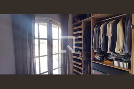 Casa à venda com 190m², 3 quartos e 2 vagasCloset Quarto suíte 1