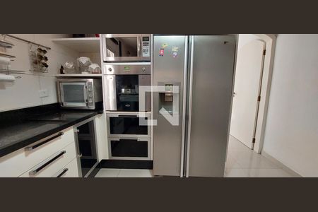 Casa à venda com 190m², 3 quartos e 2 vagasCozinha