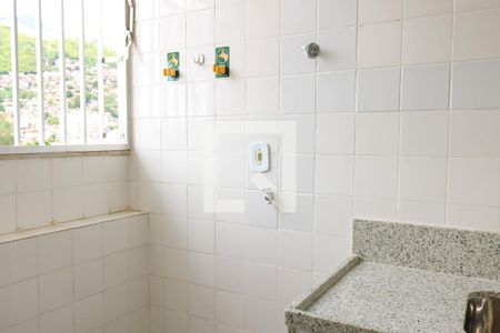 Apartamento à venda com 71m², 2 quartos e 1 vaga Apartamento à venda com 71m², 2 quartos e 1 vagaÁrea de Serviço