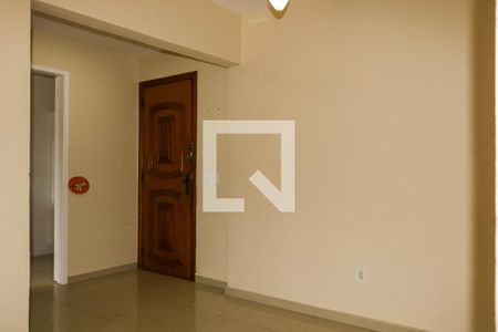 Apartamento à venda com 71m², 2 quartos e 1 vaga Apartamento à venda com 71m², 2 quartos e 1 vagaSala