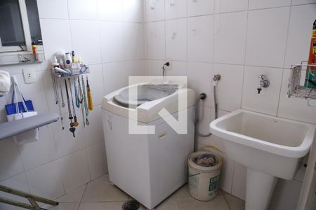 Casa à venda com 100m², 3 quartos e 3 vagasÁrea de Serviço