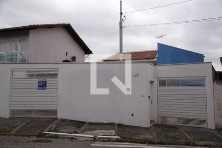 Casa à venda com 100m², 3 quartos e 3 vagasFachada