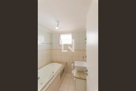 Apartamento para alugar com 96m², 3 quartos e 1 vagaBanheiro da Suíte