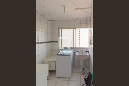 Apartamento para alugar com 96m², 3 quartos e 1 vagaÁrea de Serviço