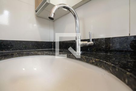 Casa de condomínio para alugar com 63m², 2 quartos e 2 vagasBanheiro 