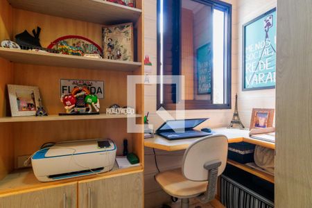 Apartamento à venda com 75m², 3 quartos e 2 vagasQuarto 3