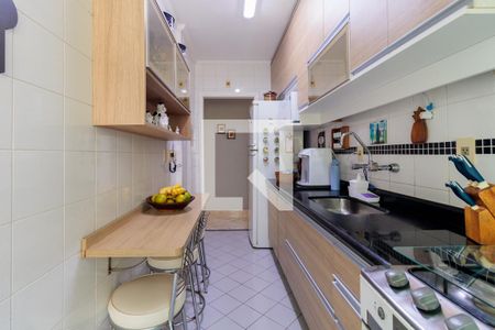 Apartamento à venda com 75m², 3 quartos e 2 vagasCozinha