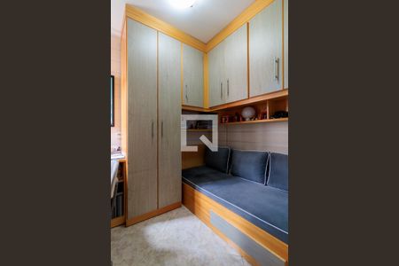 Apartamento à venda com 75m², 3 quartos e 2 vagasQuarto 3