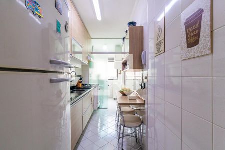 Apartamento à venda com 75m², 3 quartos e 2 vagasCozinha