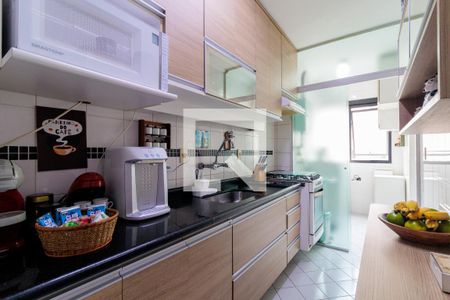 Apartamento à venda com 75m², 3 quartos e 2 vagasCozinha