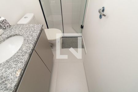 Banheiro de kitnet/studio à venda com 1 quarto, 24m² em Vila Buarque, São Paulo