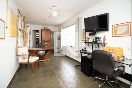 Casa à venda com 345m², 4 quartos e 3 vagasAteliê, piso superior, panorâmica