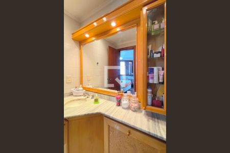 Apartamento à venda com 170m², 3 quartos e 2 vagasBanheiro da Suíte 2