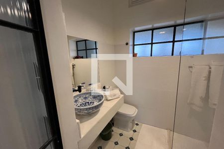 Banheiro de kitnet/studio para alugar com 1 quarto, 44m² em Centro, Rio de Janeiro