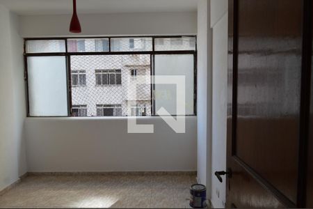 Quarto de kitnet/studio à venda com 1 quarto, 28m² em Liberdade, São Paulo