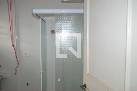Banheiro de kitnet/studio à venda com 1 quarto, 28m² em Liberdade, São Paulo