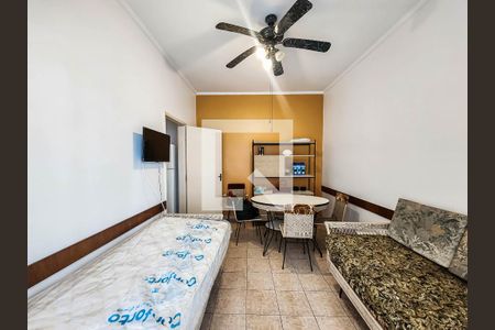 Sala de apartamento para alugar com 1 quarto, 56m² em Pitangueiras, Guarujá