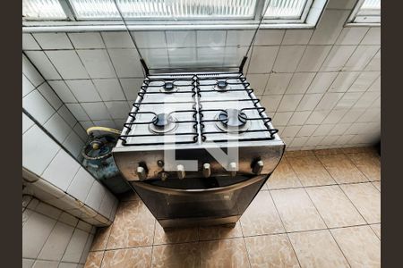 Cozinha de apartamento para alugar com 1 quarto, 56m² em Pitangueiras, Guarujá