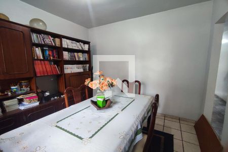 Casa à venda com 100m², 3 quartos e 1 vaga Casa à venda com 100m², 3 quartos e 1 vagaSala de Jantar