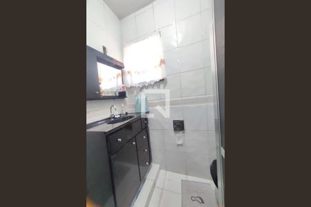 Casa à venda com 100m², 3 quartos e 1 vaga Casa à venda com 100m², 3 quartos e 1 vagaBanheiro 1