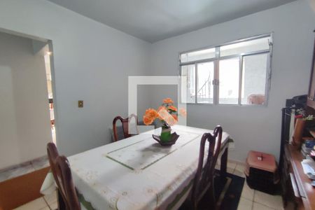 Casa à venda com 100m², 3 quartos e 1 vaga Casa à venda com 100m², 3 quartos e 1 vagaSala de Jantar