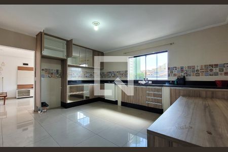 Casa para alugar com 132m², 2 quartos e 1 vaga Casa para alugar com 132m², 2 quartos e 1 vagaCozinha