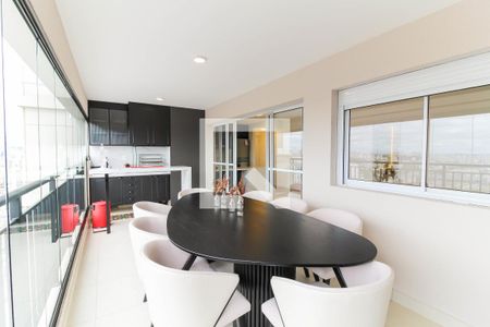 Apartamento à venda com 105m², 2 quartos e 2 vagasVaranda