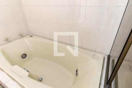 Casa para alugar com 208m², 3 quartos e 3 vagasBanheiro Social