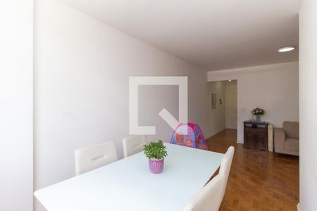 Apartamento para alugar com 102m², 2 quartos e sem vagaSala