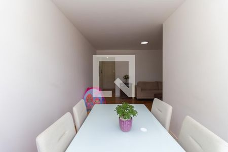 Apartamento para alugar com 102m², 2 quartos e sem vagaSala