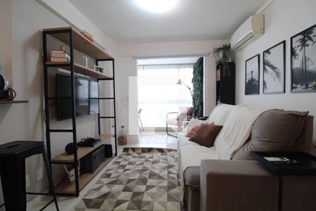 Sala de apartamento à venda com 2 quartos, 64m² em Anil, Rio de Janeiro