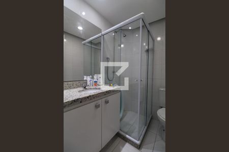 Apartamento à venda com 64m², 2 quartos e 1 vagaBanheiro Social