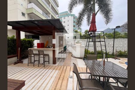 Apartamento à venda com 64m², 2 quartos e 1 vagaÁrea comum - Piscina