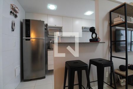 Apartamento à venda com 64m², 2 quartos e 1 vagaCozinha e Área de Serviço