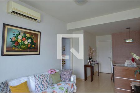 Apartamento à venda com 71m², 2 quartos e 2 vagas Apartamento à venda com 71m², 2 quartos e 2 vagasSala