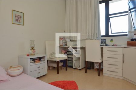 Apartamento à venda com 71m², 2 quartos e 2 vagas Apartamento à venda com 71m², 2 quartos e 2 vagasSuite