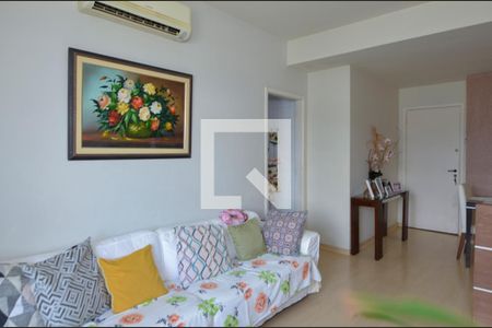 Apartamento à venda com 71m², 2 quartos e 2 vagas Apartamento à venda com 71m², 2 quartos e 2 vagasSala